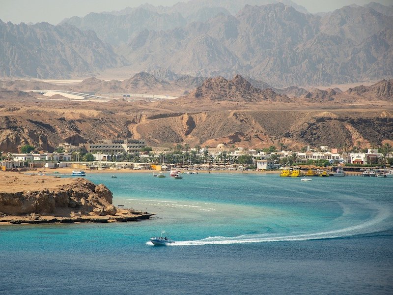 egypt-sharm-el-sheik-coast-8344692_1280.jpg photo