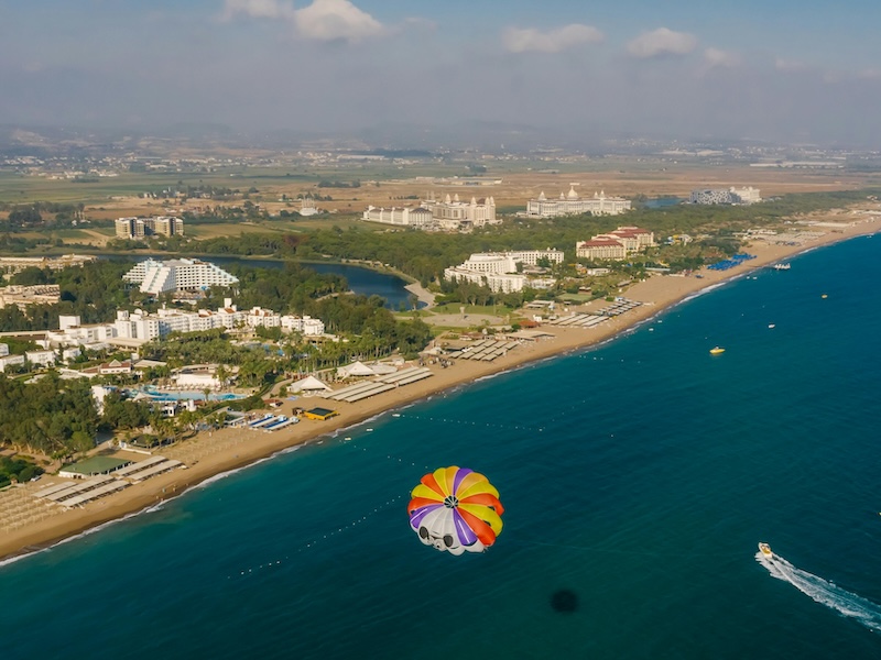 turkey-belek-pexels-mikhail-nilov-8413807.jpg photo